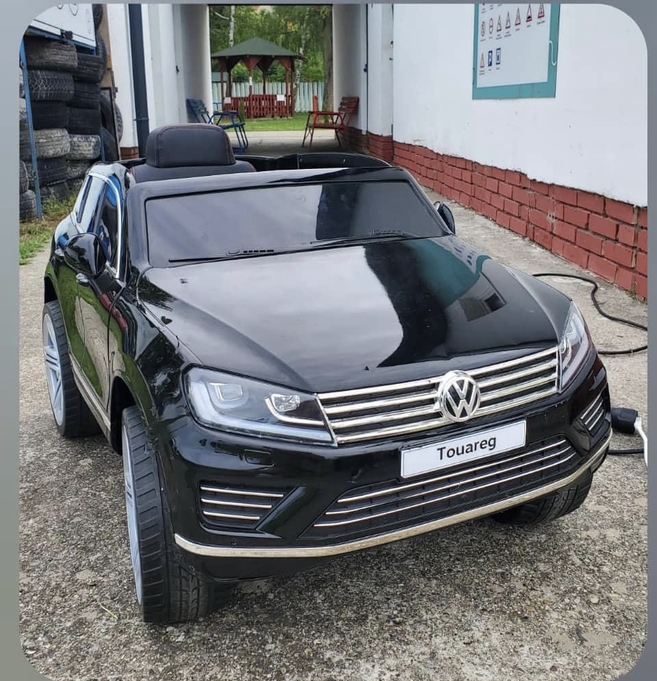 Gyerek elektromos autó